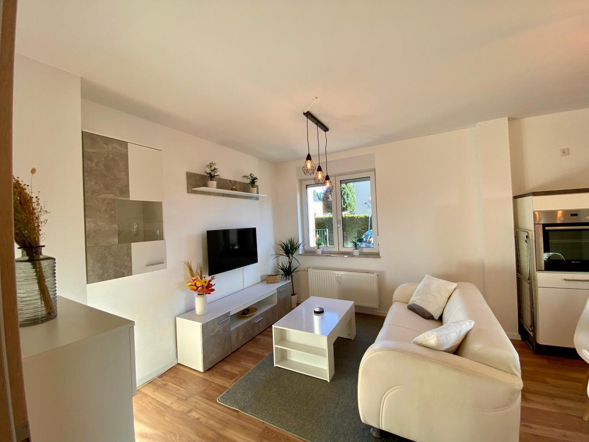 Hochwertige Ferienwohnung Mit 7Qm Balkon, Netflix, Kaffeeautomat, Rainshower Bad 츠비카우 외부 사진